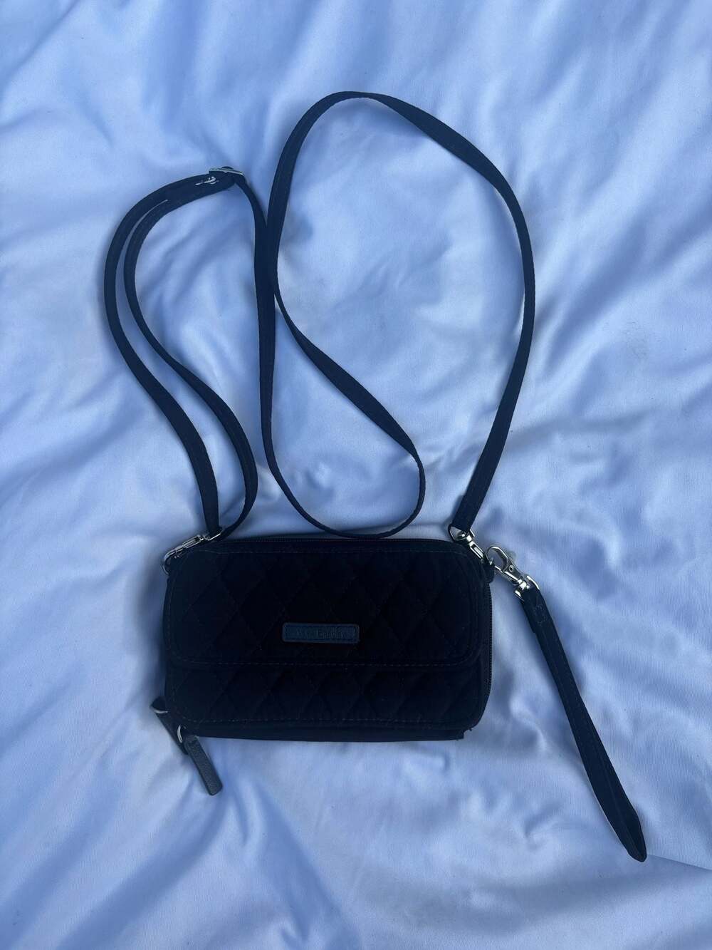 Vera Bradley All-In-One Crossbody purse Wallet in Black Quilted Fabric